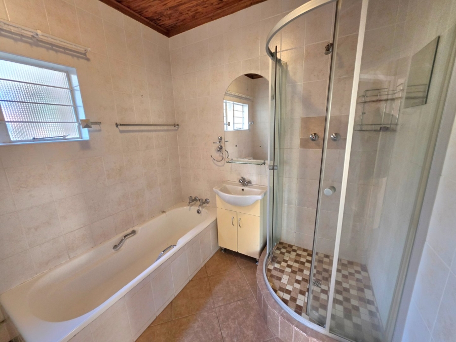 5 Bedroom Property for Sale in Panorama Free State